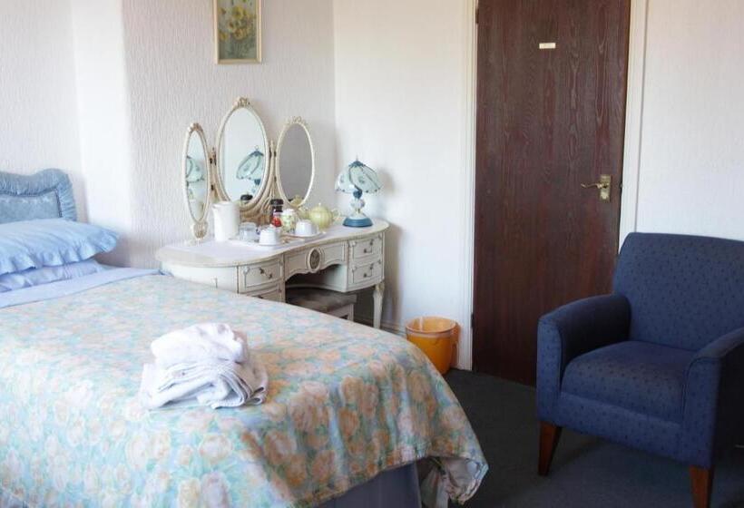 اتاق استاندارد, Tanamara Guest House