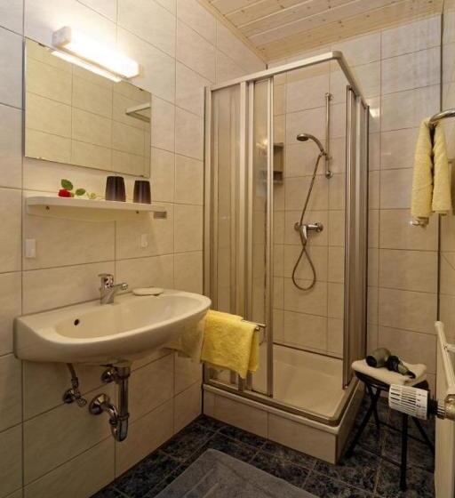 Номер Стандарт Трехместный, Berghof Pension Und Ferienwohnungen