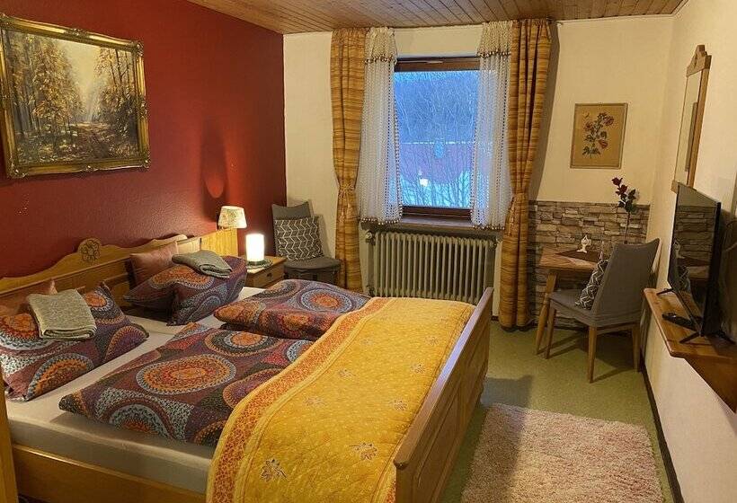 Номер Стандарт Вид на Горы, Pension Waldblick