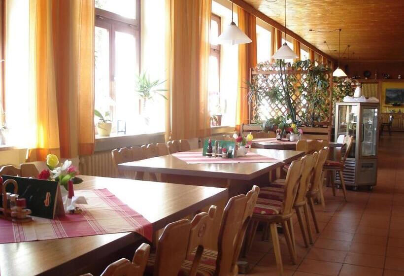 Номер Стандарт Трехместный, Berggasthof Lusen
