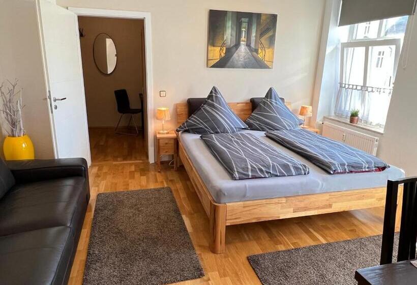 Номер Стандарт, Pension Leipzig Süd