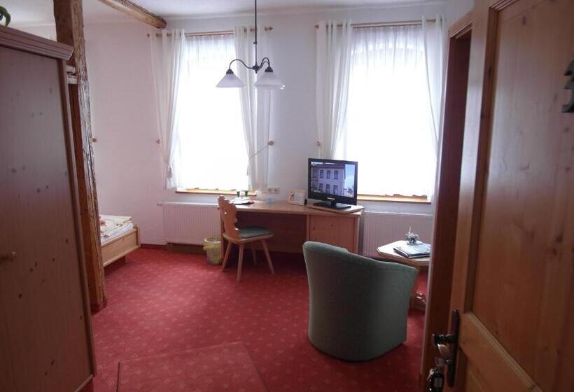 Номер Стандарт Трехместный, Pension Und Gaststätte Zur Brauschänke