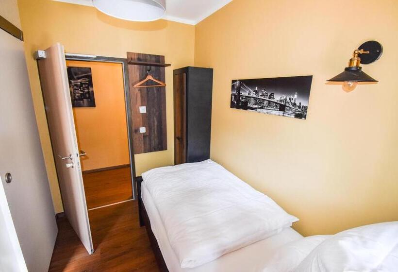 اتاق استاندارد یک نفره, Boutique Hotel Sena