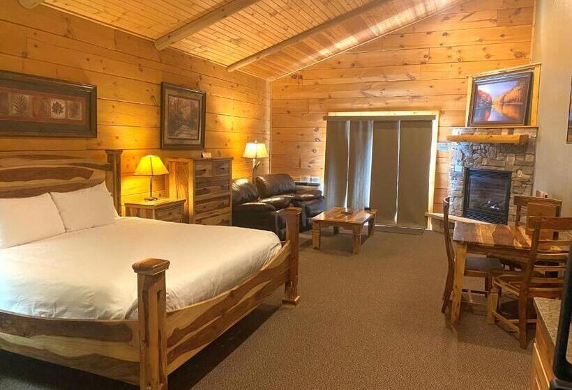 کلبه ییلاقی, The Lodges At Sunset Village