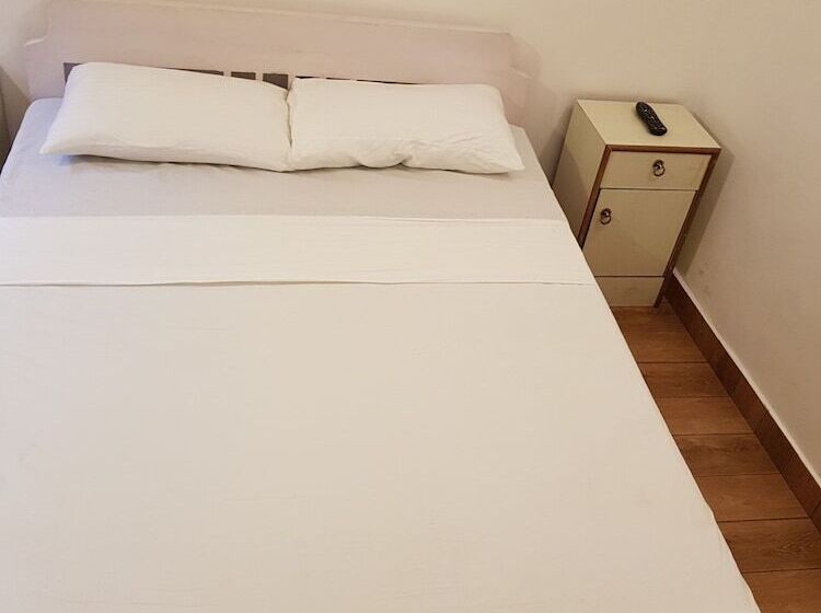 اتاق استاندارد با بالکن, Marquito S Guest House
