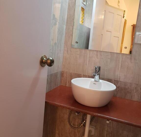 سوئیت جونیور خانوادگی, Marquito S Guest House