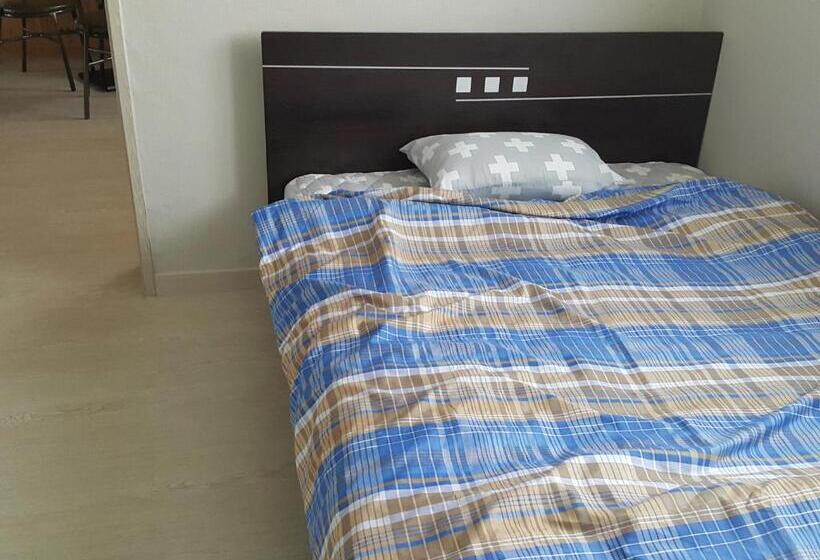 اتاق عادی یک تخته, Guest House Manna