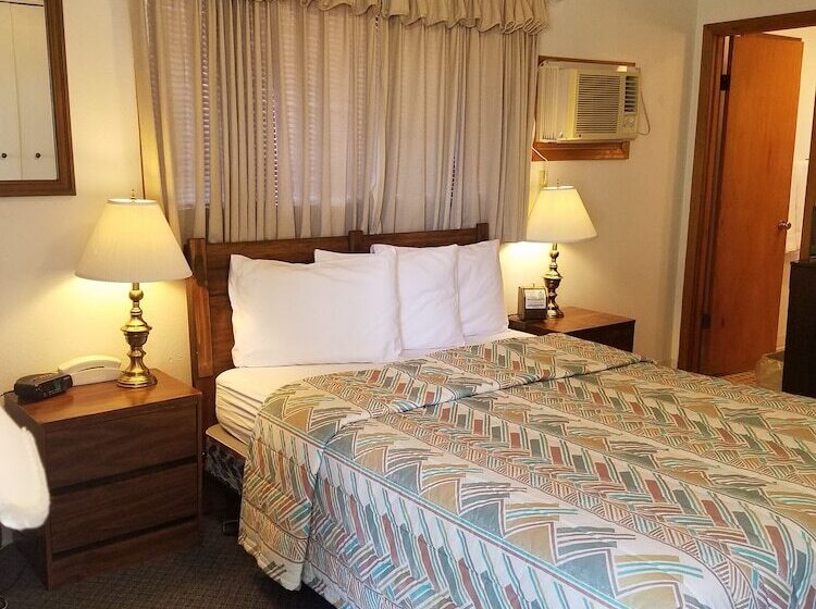 Номер Стандарт Двуспальная Кровать, Out West Motel