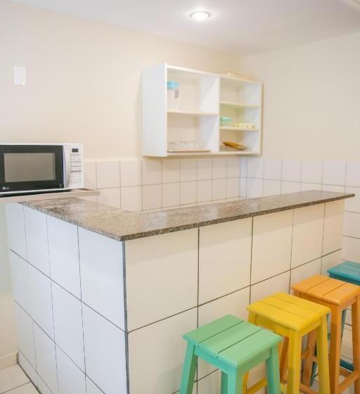 Apartamento 1 Dormitório Vista Piscina, Paramar