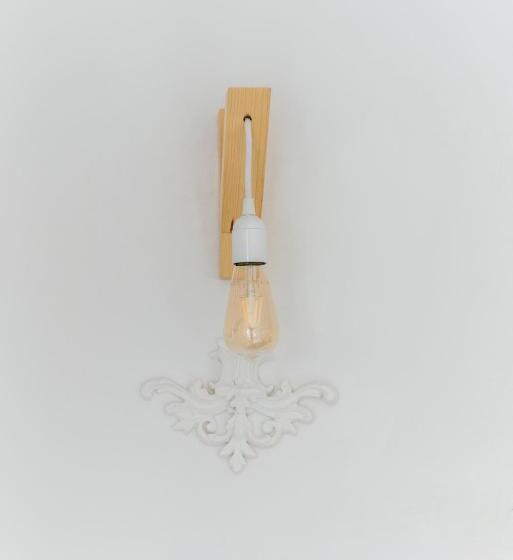 디럭스 룸, Mouse House Kapana
