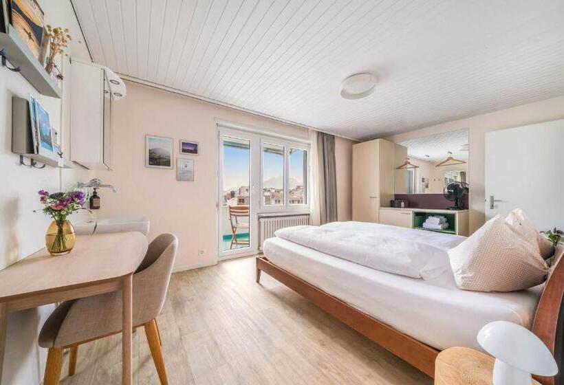 اتاق استاندارد, Wanderlust Guesthouse