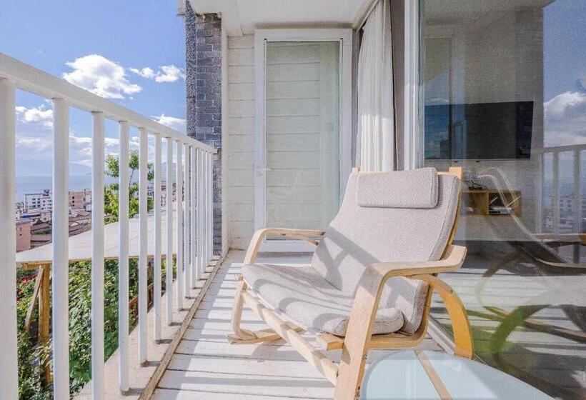 Семейный Номер, Butterfy Seaview Resort Villa