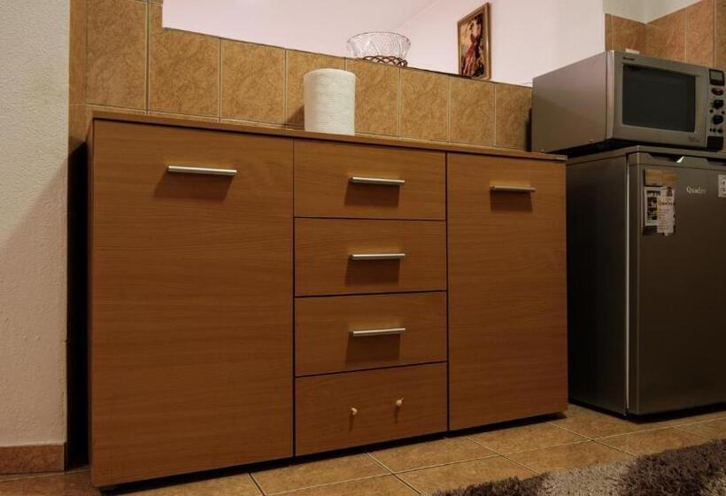شقة غرفة واحدة, Guesthouse Ines