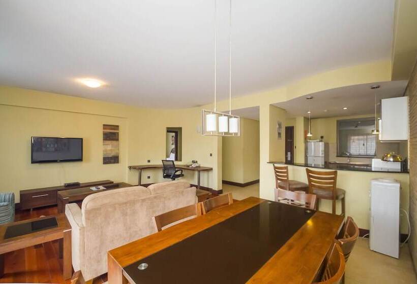 آپارتمان 2 خوابه, Taarifa Suites By Dunhill Serviced Apartments