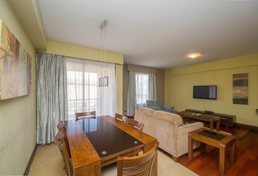 آپارتمان 2 خوابه, Taarifa Suites By Dunhill Serviced Apartments