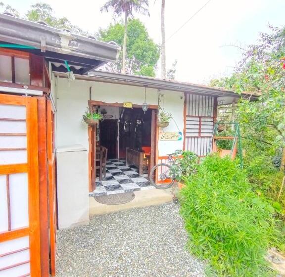 Номер Стандарт, Hostal Casa Artvelez