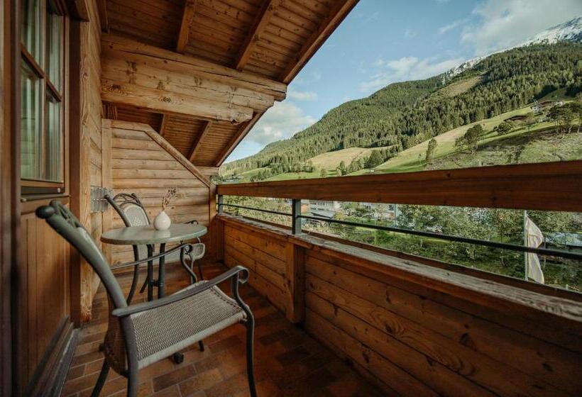 Апартаменты 1 Спальня с Балконом, Theresi Appartements