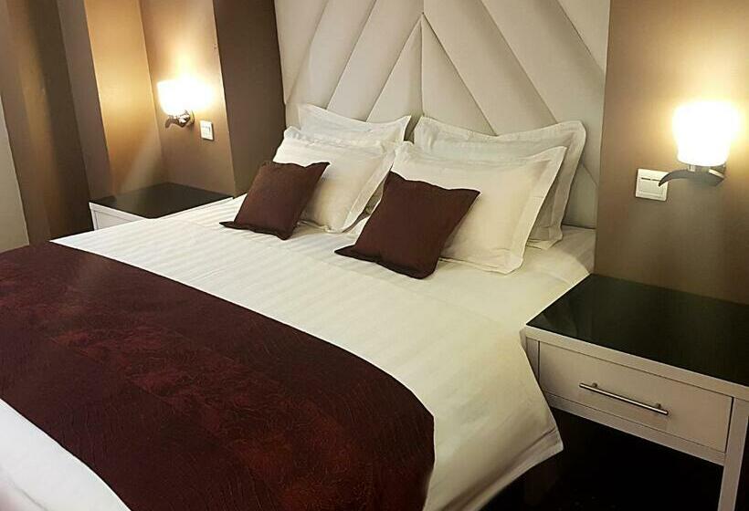 Люкс Повышенной Комфортности, Latheqiya Palace Hotel Suites