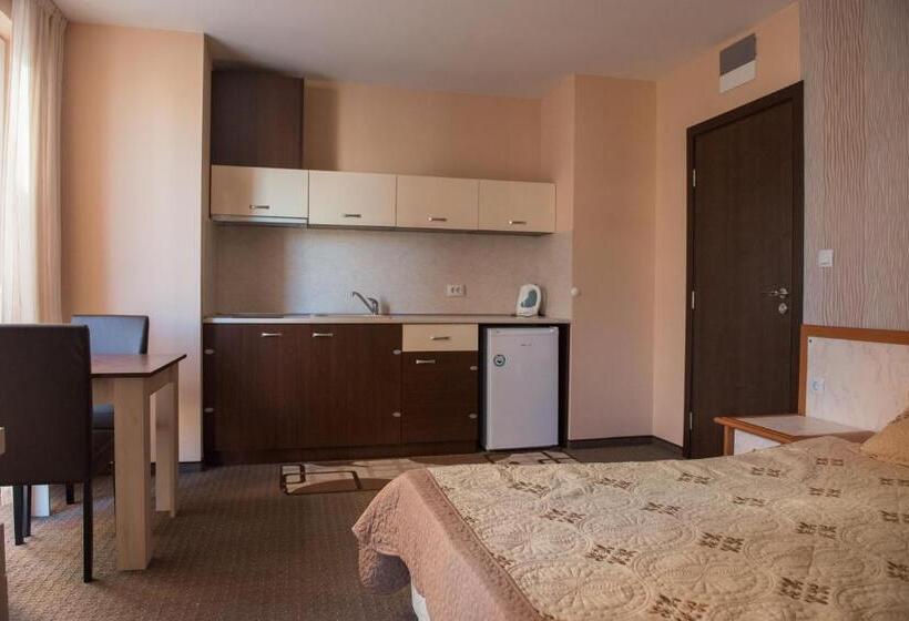 Семейное Студио, Guest House Sg Brothers