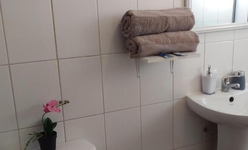 اتاق استاندارد, Hostal Tunquelen