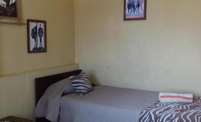 اتاق خانوادگی با سرویس بهداشتی مشترک, Hostal Tunquelen