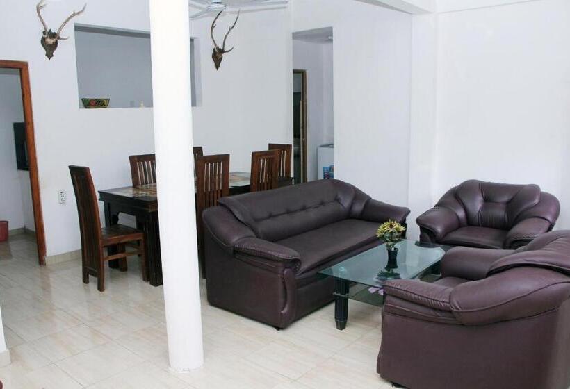 Вилла 2 Спальни, Malsha Villa