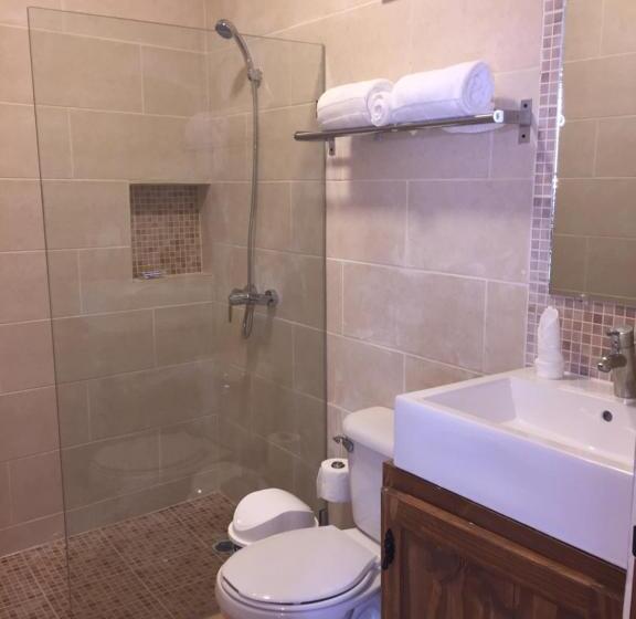 Quarto Deluxe, Yamilí
