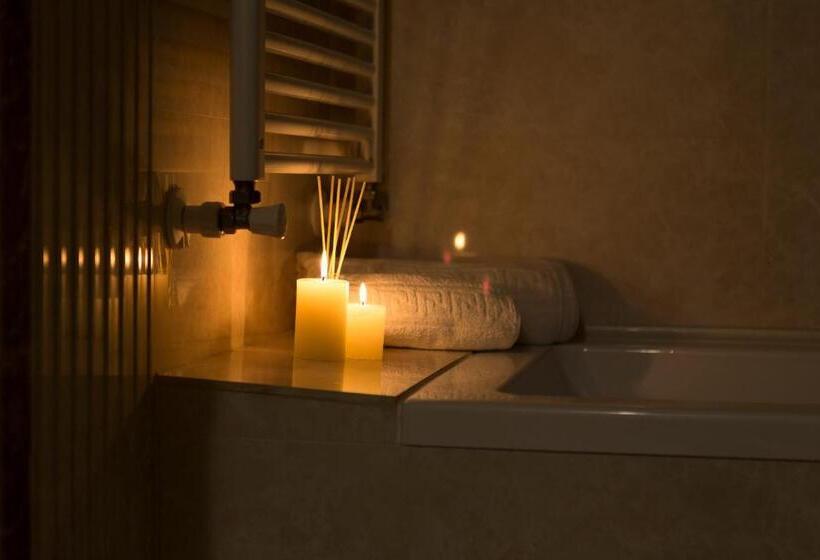 침실 2개 아파트, Crema Residence