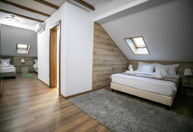 펜트하우스 룸, Crema Residence
