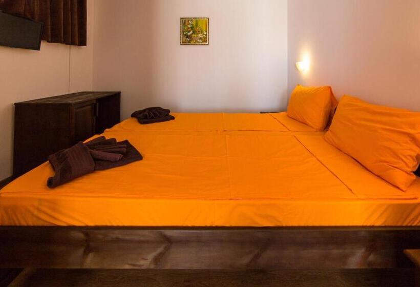 Escritório Standard Vista Jardim, Guest House Ognyanovo