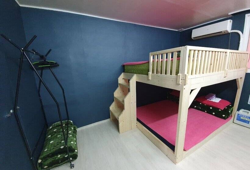 اتاق خانوادگی, Daejeon Guesthouse Sky Garden