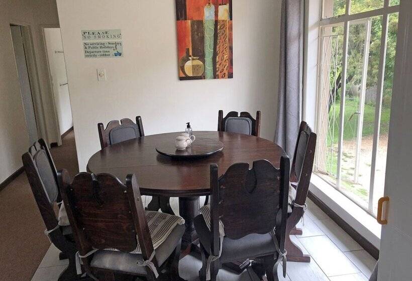 침실 2개 아파트, Hills And Dales Accommodation