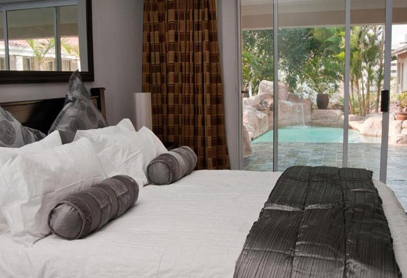اتاق لوکس, Rostalyn Guesthouse