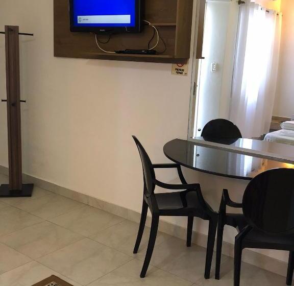 Номер Deluxe, Motel Del Fuego