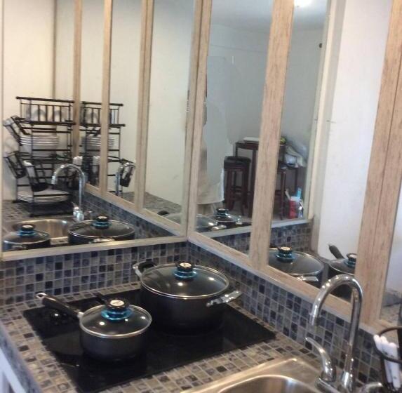 Апартаменты 1 Спальня Вид на Море, Beach Side Condos Caye Caulker By Ccvh