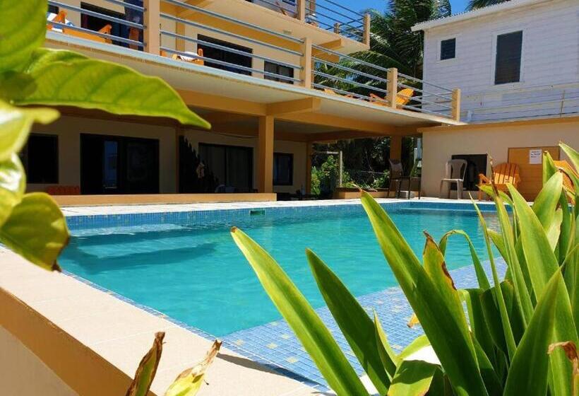 Четырехместный Номер Стандарт Вид на Море, Beach Side Condos Caye Caulker By Ccvh