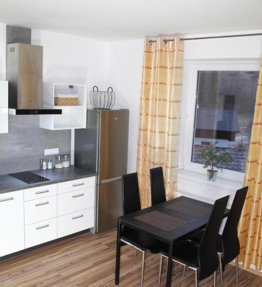 带1个卧室的公寓, Guest House Vila Pod Lesom