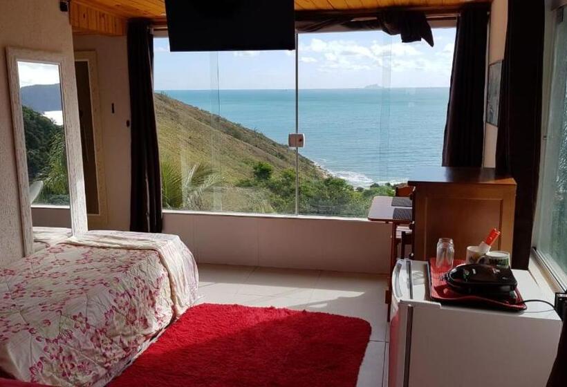 Executive Suite, Vila Lia