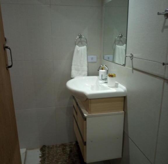Executive Suite, Vila Lia