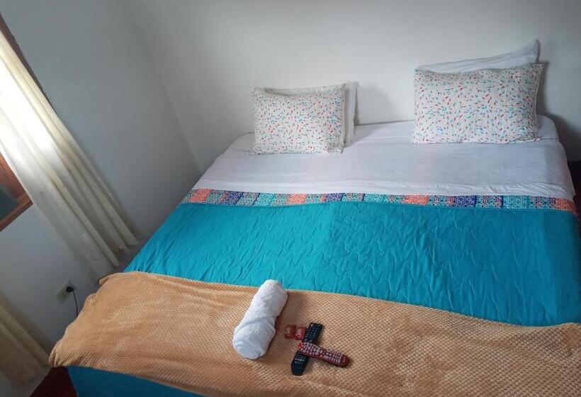 带共用浴室的标准房间, Hostal El Pino