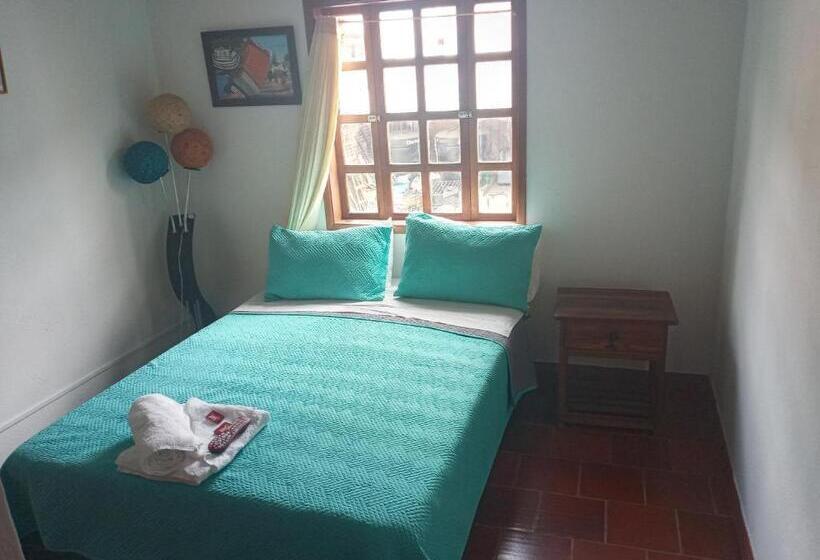 带共用浴室的标准房间, Hostal El Pino