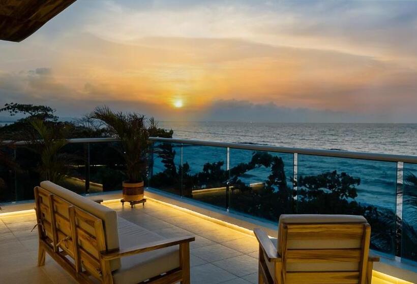 سوئیت پرزیدنت, Camino Palmero Coveñas