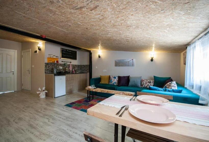 スタンダードルーム, Newway Apartments