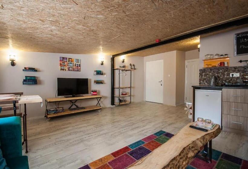 スタンダードルーム, Newway Apartments