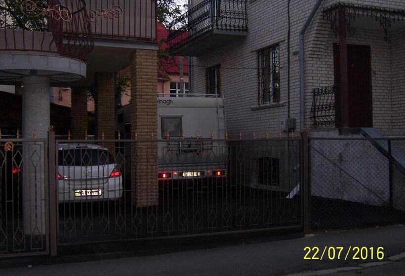اتاق اکونومی, Apartment In Zentrum Skandi