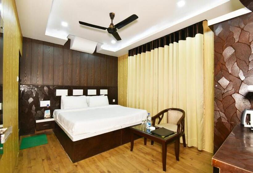 프리미엄 룸, Surbhi Guest House