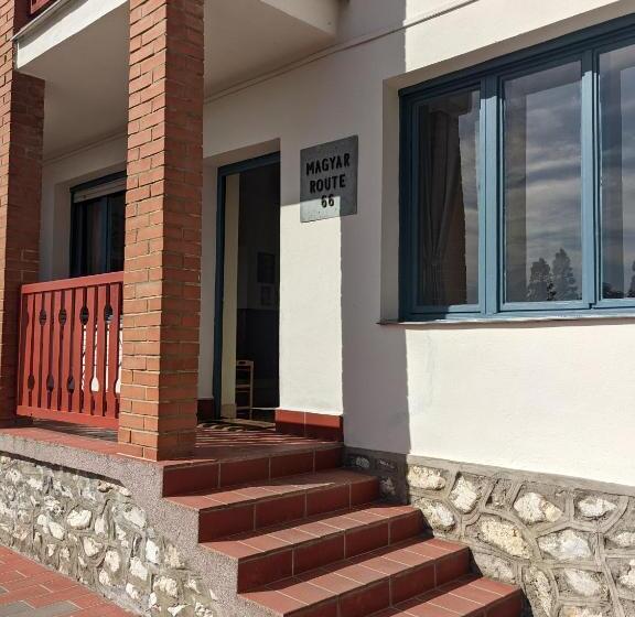 Дом 3 Спальни, Guest House Magyar Route 66