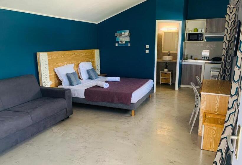 اتاق استاندارد با تراس و چشم‌انداز دریا, Marina , 2mn à Pieds Plage Boucan Canot