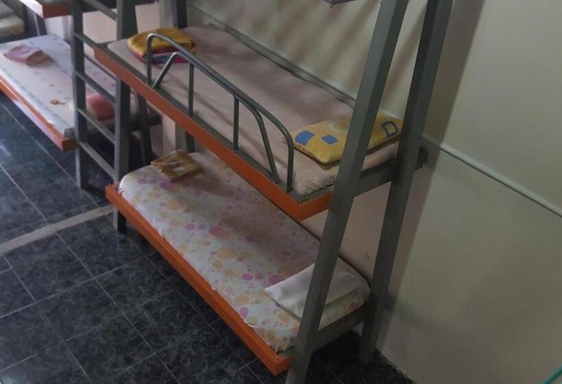 Кровать в Общей Комнате, Hospedaje Dannita B&b