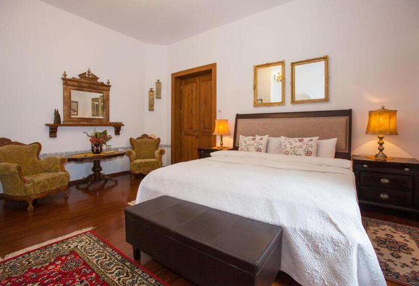 اتاق استاندارد, Il Piccolo Castello Busteni